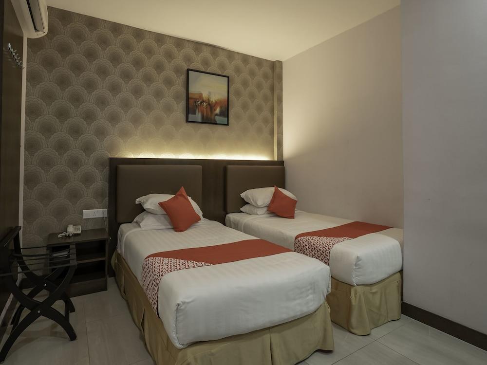 Sunrise Hotel Petaling Jaya Exterior photo