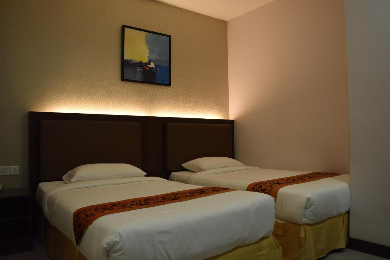 Sunrise Hotel Petaling Jaya Exterior photo