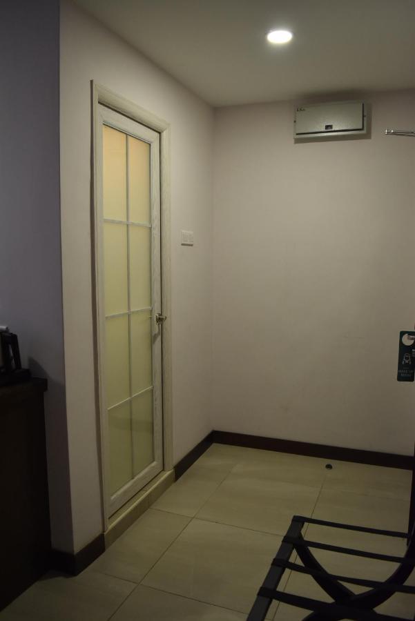 Sunrise Hotel Petaling Jaya Exterior photo