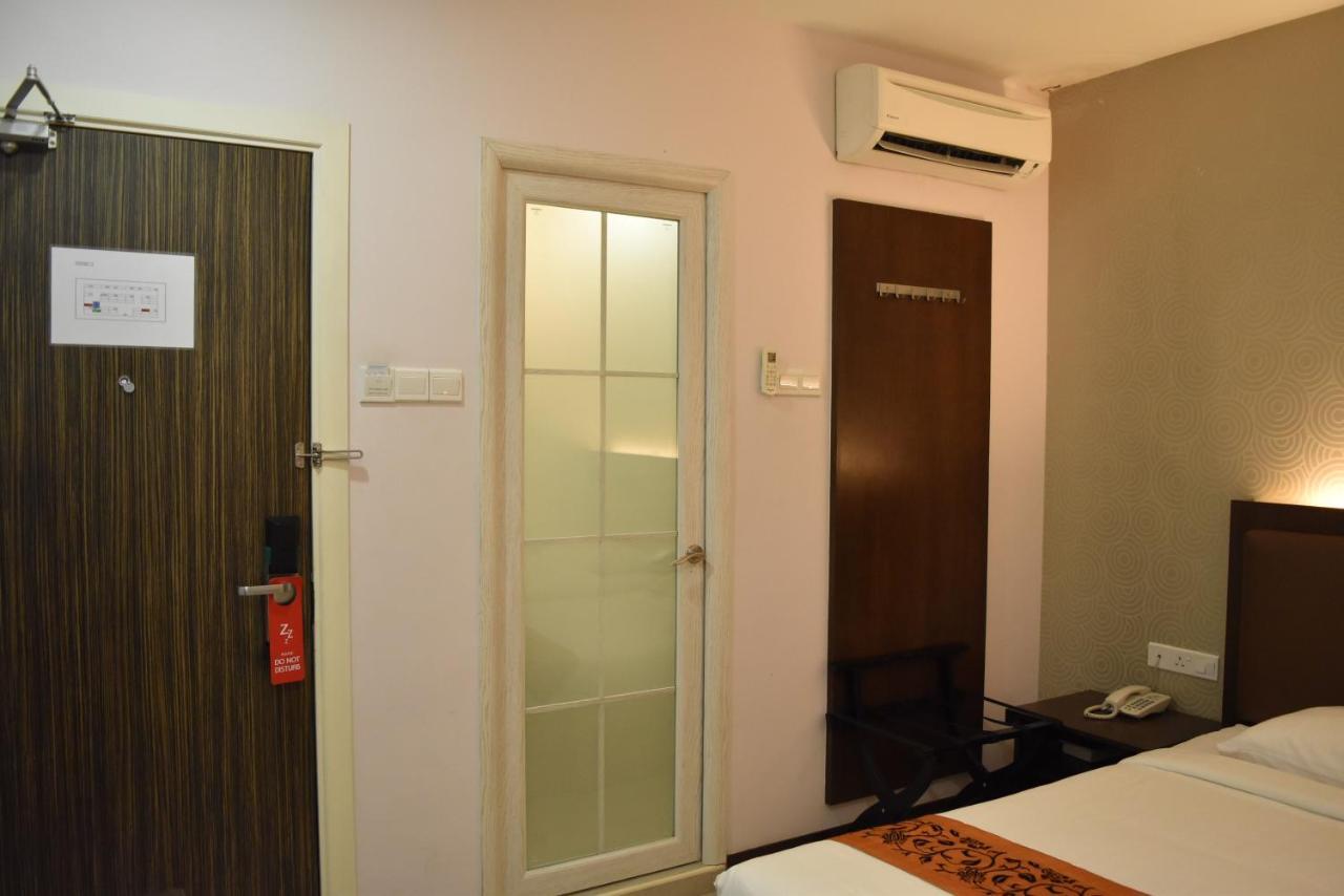 Sunrise Hotel Petaling Jaya Exterior photo