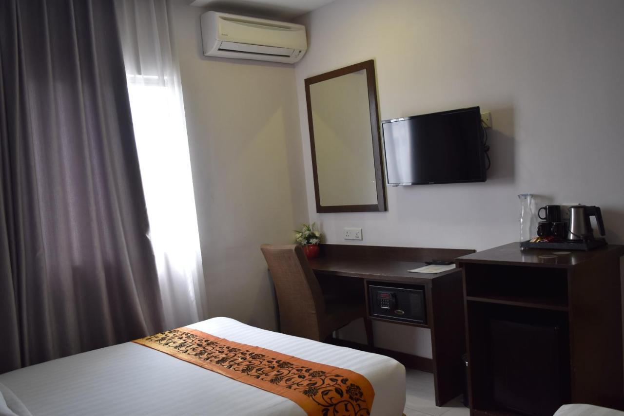 Sunrise Hotel Petaling Jaya Exterior photo