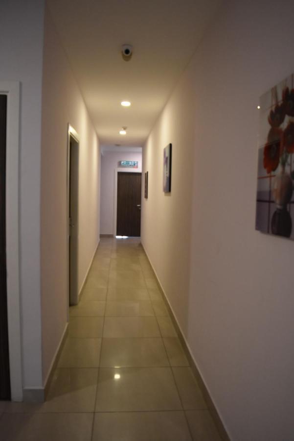Sunrise Hotel Petaling Jaya Exterior photo