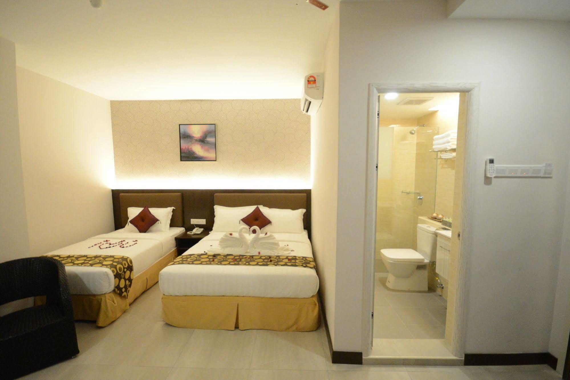 Sunrise Hotel Petaling Jaya Exterior photo
